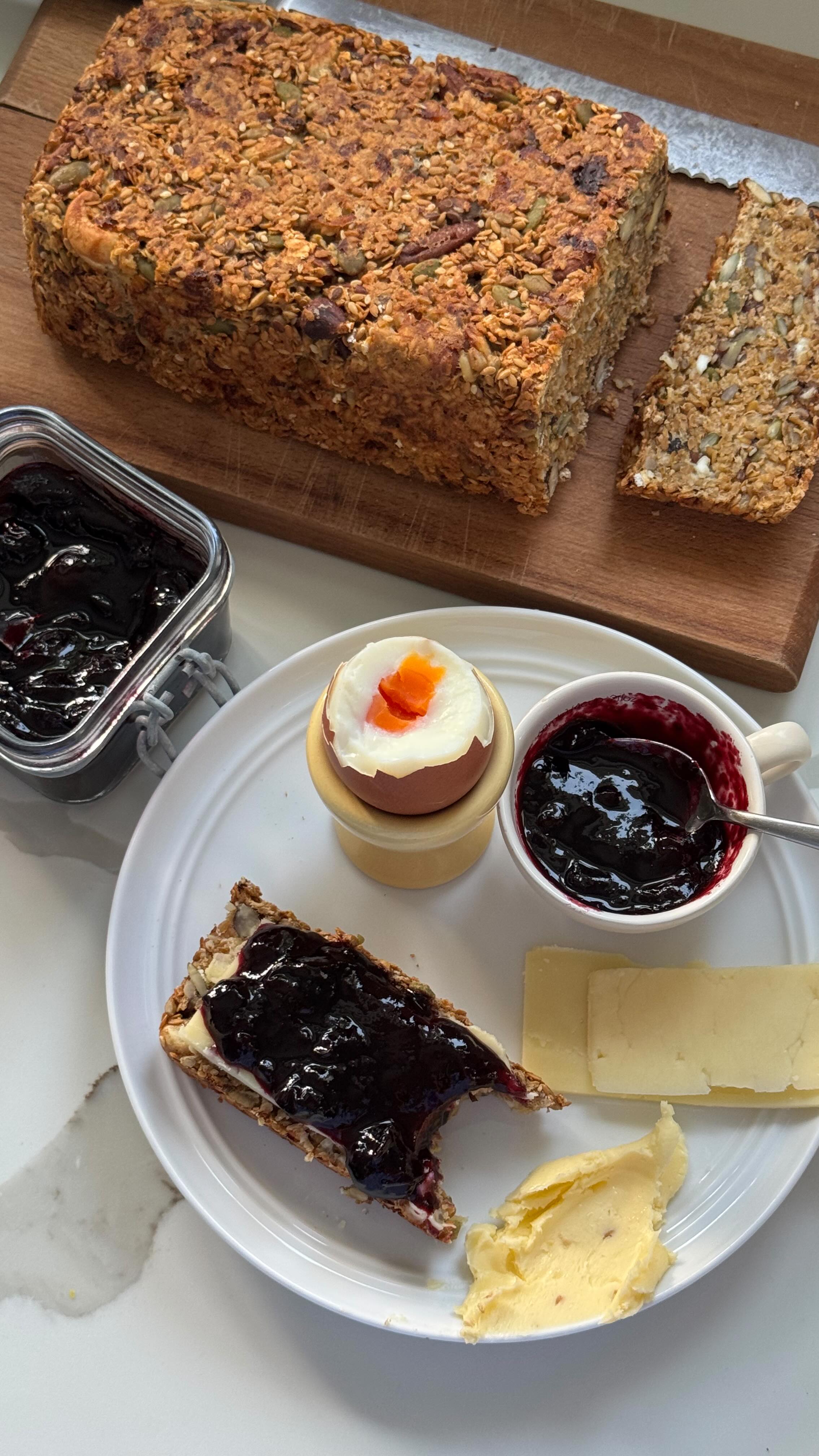 Instagram post by @helenhtaylor for Holland & Barrett. Caption reads: ad | breakfast??? out?! 

if you wanna get 20% off....