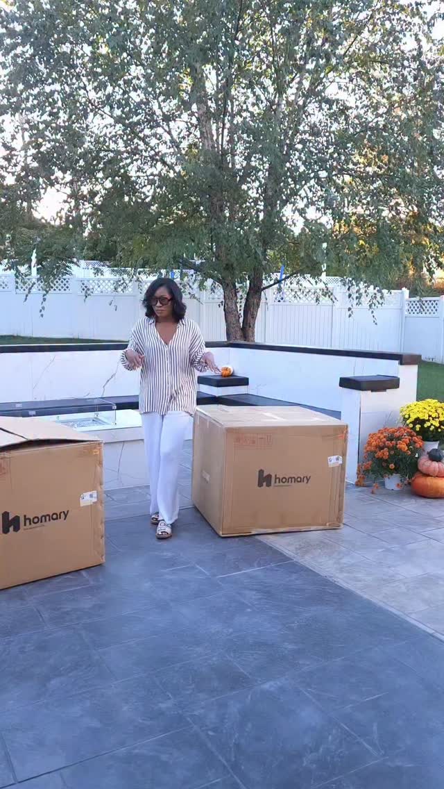 Instagram post by @living_my_bliss_instyle for Homary. Caption reads: I'm obsessed with the "Tatta Modern Outdoor Swivel....