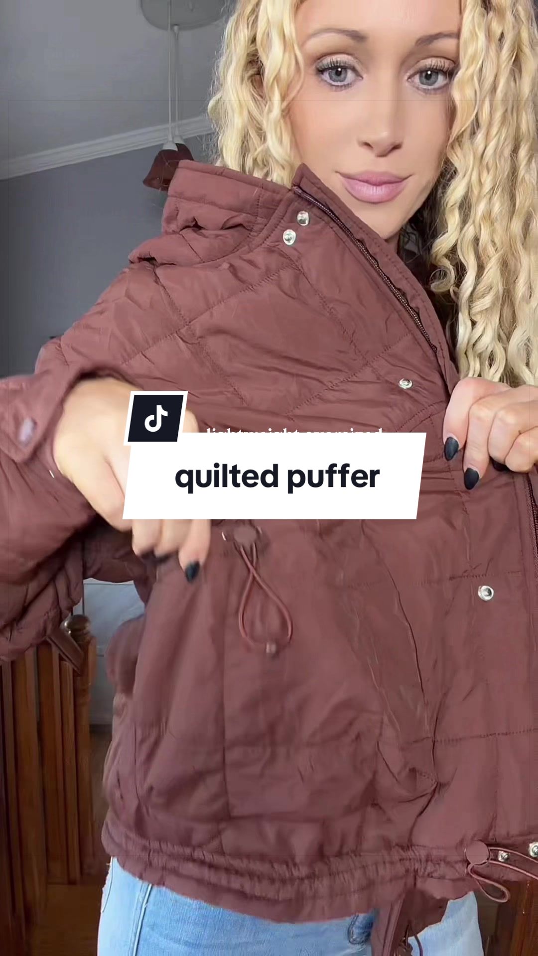 TikTok post by @gold3nlox for SCUSTY. Caption reads: lightweight quilted puffer @SCUSTY #quiltedpuffer....