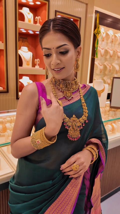 Instagram post by @mariedashani for Joyalukkas. Caption reads: The Biggest Jewellery Sale of 2026 by....