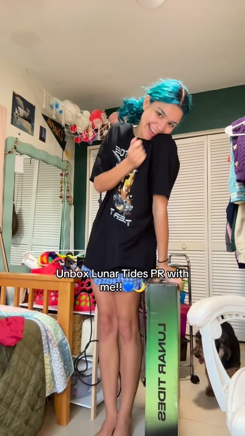 Instagram post by @artseysmart_ for Lunar Tides Hair. Caption reads: Thank you for the gifts 😝 @lunartideshair....