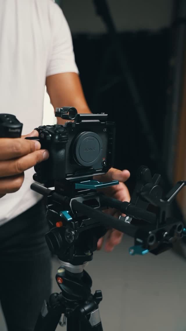 Instagram post by @assedrani.official for Tilta. Caption reads: [...] 
@fxlionbattery 
@sirui_global 
@tiltamax....