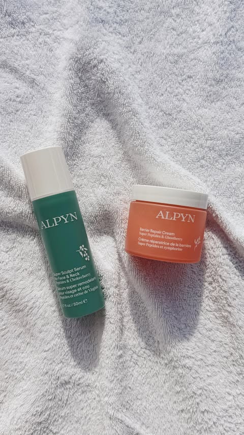 Instagram post by @mikituka for Alpyn Beauty. Caption reads: [...] so right - lightweight sculpting....