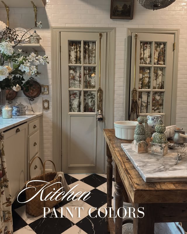 Instagram post by @paigekontrafouris for Benjamin Moore. Caption reads: [...] colors 🎨 Cabinets Creamy White Benjamin....