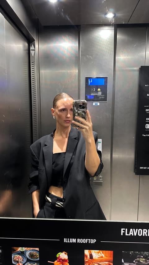 Instagram post by @frederikkeegel for CAIA Cosmetics. Caption reads: [...] <3 Produkter (annonce): Concealer....