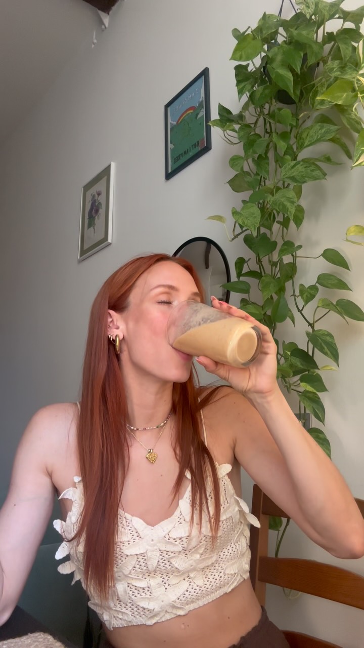 Instagram post by @ketosaurr for Nutribullet. Caption reads: io vi giuro che frullo tuttttoooooooooo🥹💛 quanto....