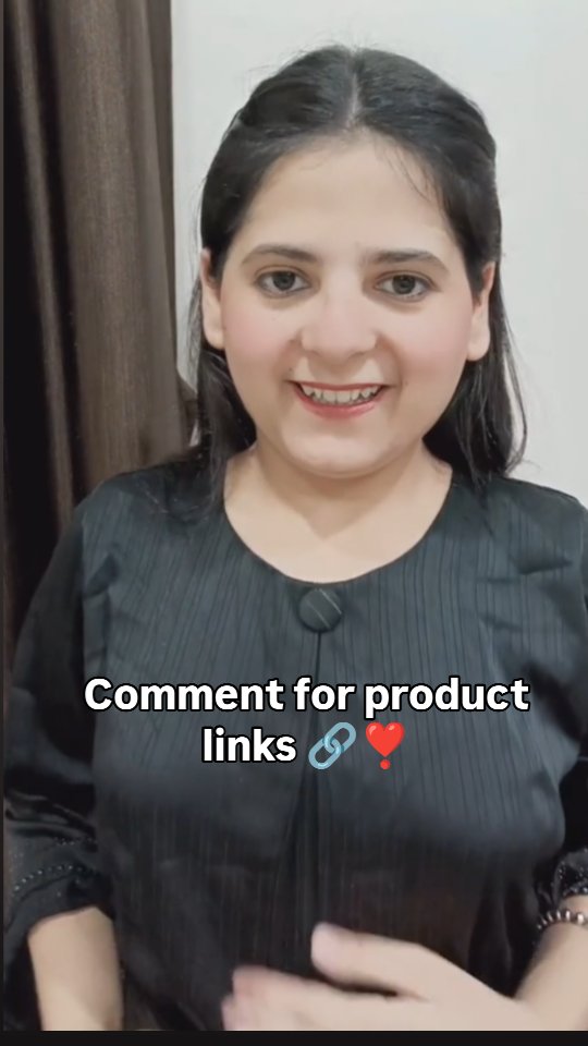 Instagram post by @shavy.0404 for MyGlamm. Caption reads: Comment down for links 🔗❣️

Ultimate Brand Sale....
