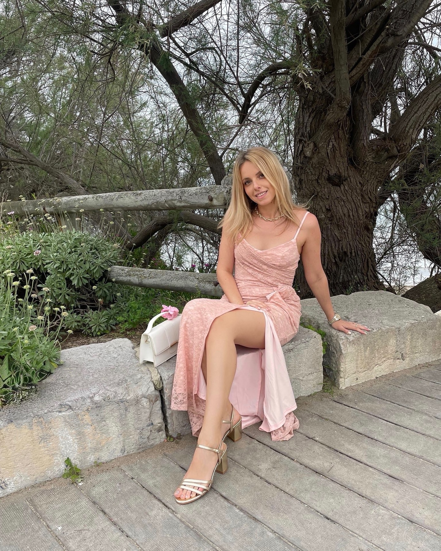 Instagram post by @dolcetracy_ for Pink Gellac. Caption reads: La vie en rose 🩷🎀

Robe : @shopcider_france....