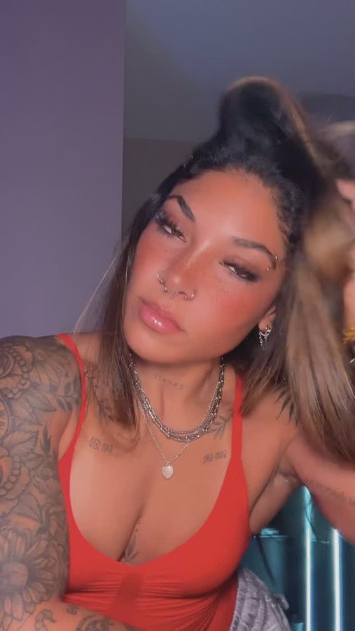 Instagram post by @ashleyshack for Sleek Fit Jewelry. Caption reads: sweet like cherries 🍒

dc: shack.