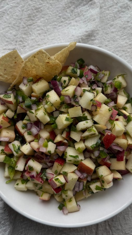 Instagram post by @jasmindtherd for Yes Apples. Caption reads: Not only does an apple a day keep the doctor away,....