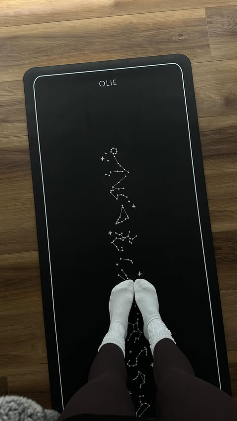 Instagram post by @jpetfitnis for TLF Apparel. Caption reads: [...] 🤓 wearing NeoCloud of COURSE 🖤 @tlfapparel....