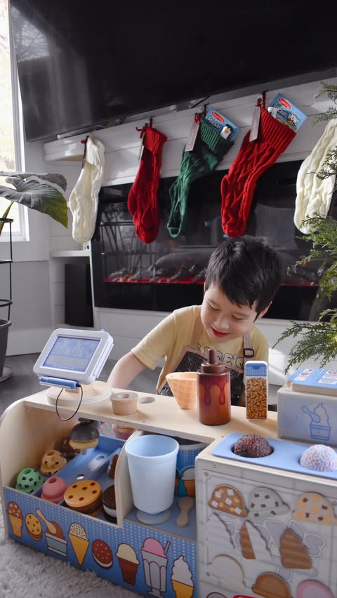 Instagram post by @bossbabykiki for Melissa & Doug. Caption reads: [...] creativity this holiday season! Melissa &....