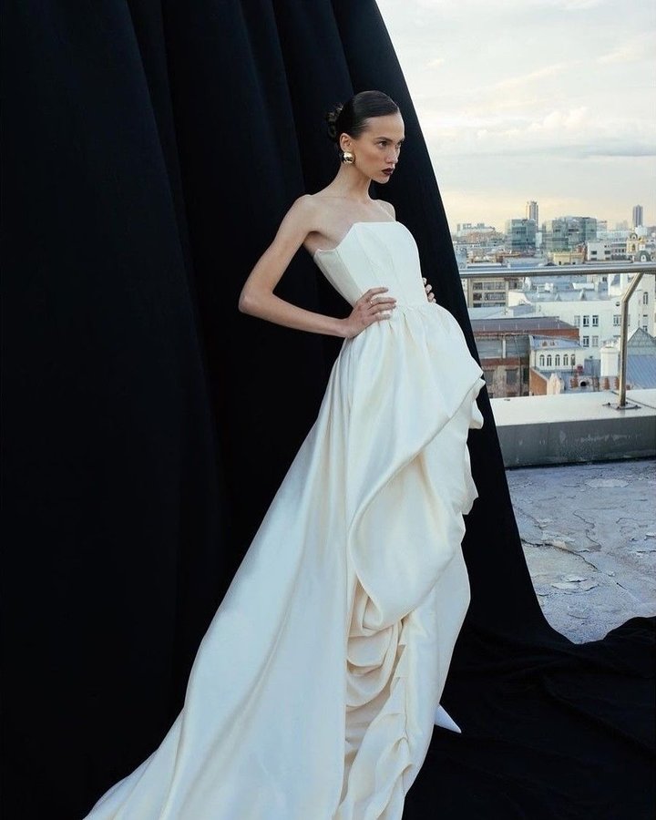 Instagram post by @solmirandaok for Ford Models. Caption reads: An amazing photoshoot journey in the making! Stay....