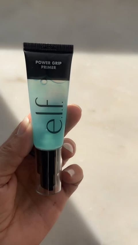 Instagram post by @lisagiunta for e.l.f. Cosmetics and Skincare. Caption reads: I loved creating this simple demo with the e.l.f.....