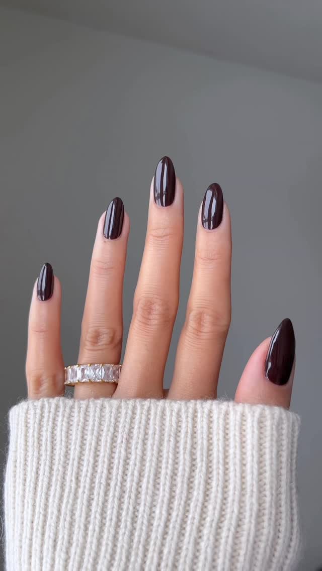 Instagram post by @nailsbyalsn for BYREDO. Caption reads: [...] 
Truffle
* code: NAILSBYALSN to....