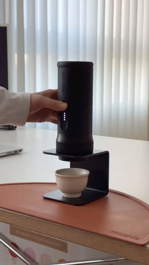 Instagram post by @baristajoy.com.kr for Mhw3bomber. Caption reads: #ad

MHW-3BOMBER
♡ X-Press58 Espresso....