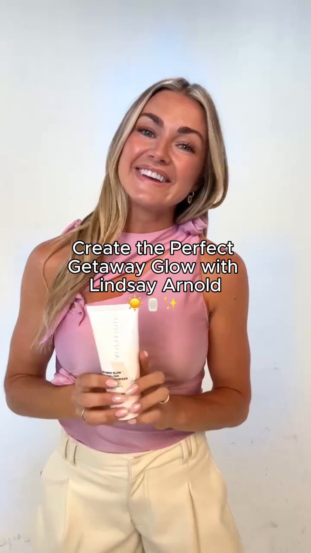 Instagram post by @lindsarnold for HSN. Caption reads: Create the perfect Getaway Glow with....