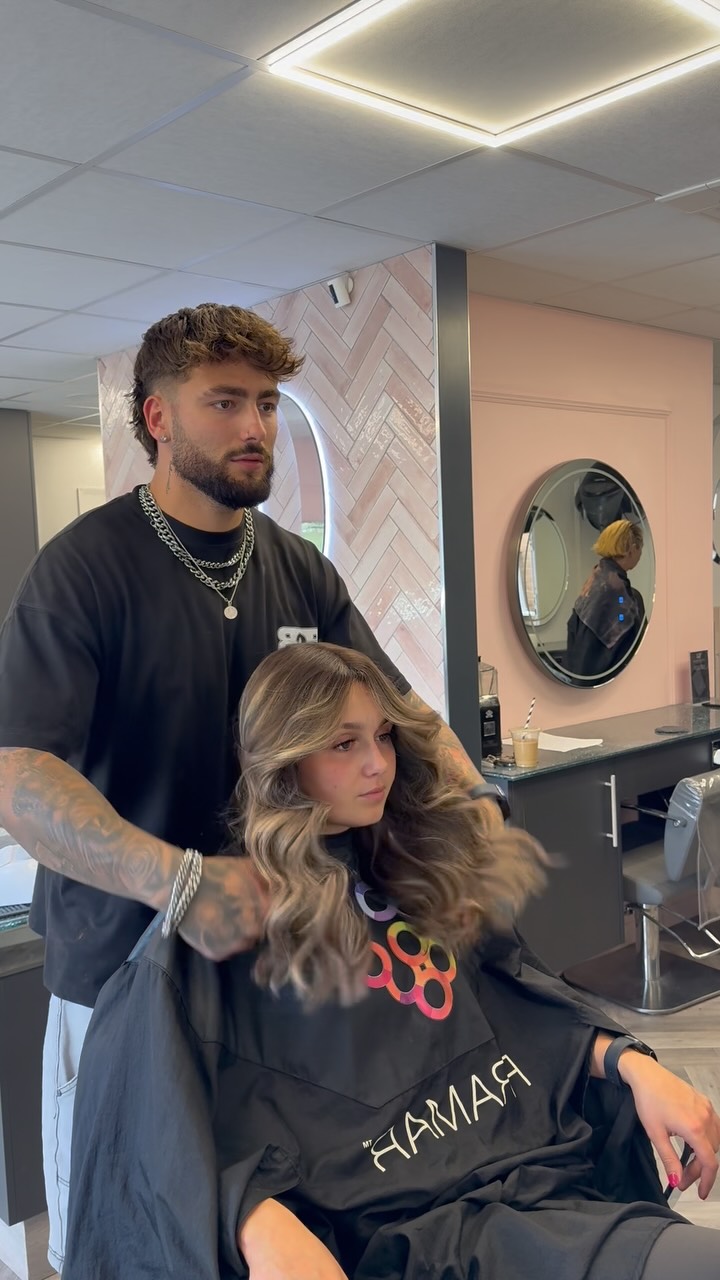 Instagram post by @s.taylor666 for Framar. Caption reads: Doing what I do best ✌️.