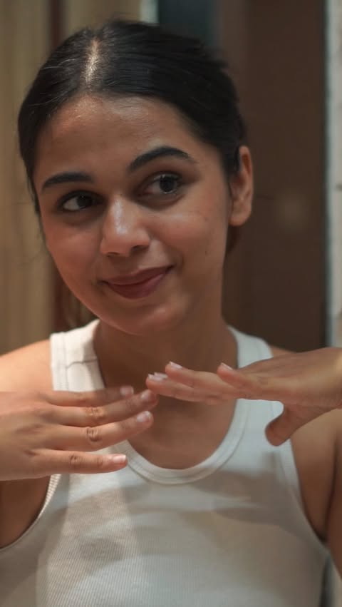 Instagram post by @_rijakkaur for Aqualens. Caption reads: Glasses are great, but workouts with them? Not....