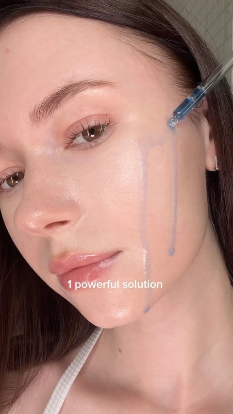 Instagram post by @whatislada for Dear Klairs. Caption reads: Dear Klairs EGF serum 💙 Comment ‘Link’ and I’ll....