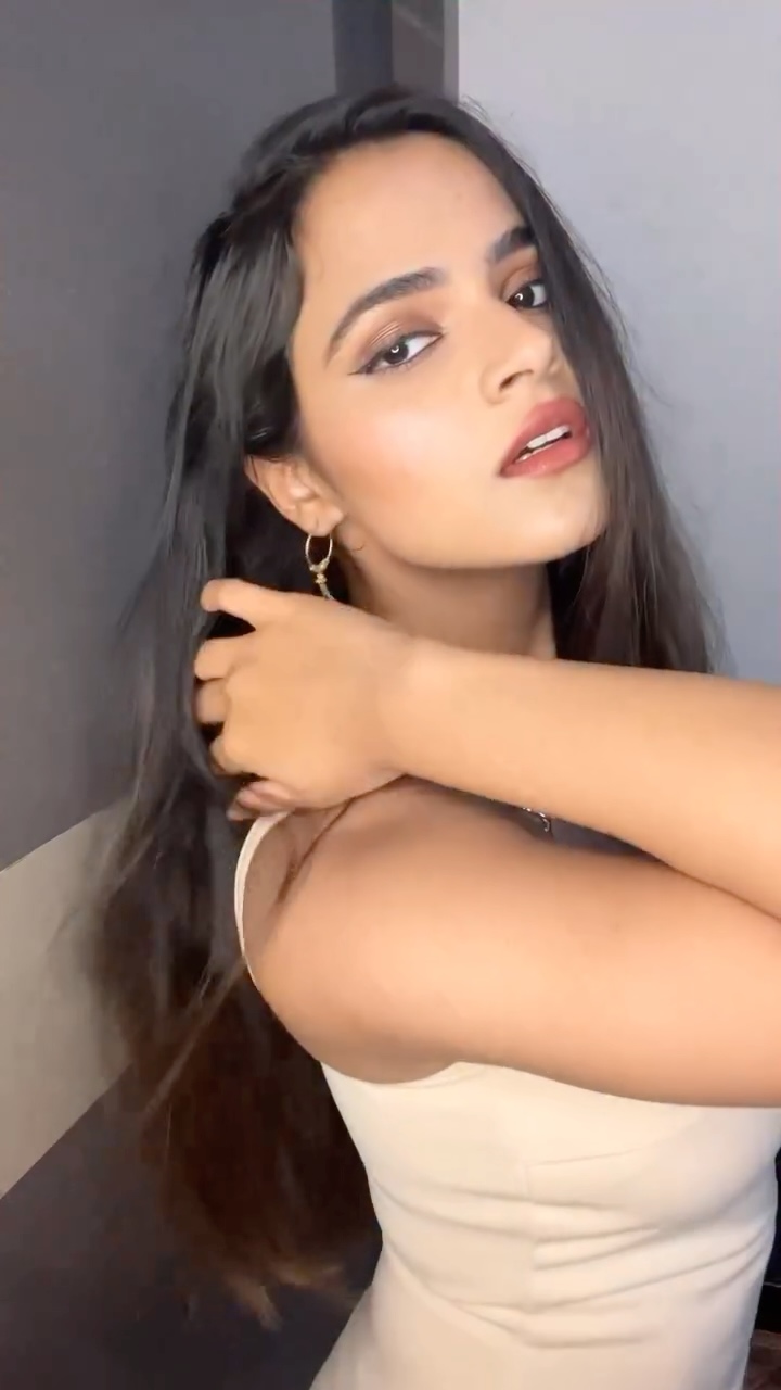 Instagram post by @the.realradhika for Urbanic. Caption reads: When your makeup is on point 🥰😫😍💅 #trendingnow....