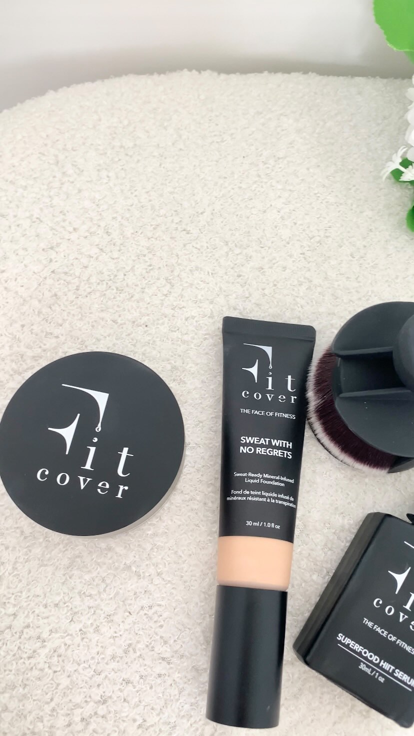 Instagram post by @_laradachs for Fitcover. Caption reads: My makeup routine using Fitcover’s sweat-proof....