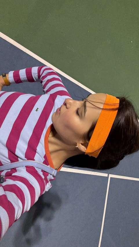 Instagram post by @carolinericke for Taco Bell. Caption reads: Taco Bell knew exactly how to make it glamorous....