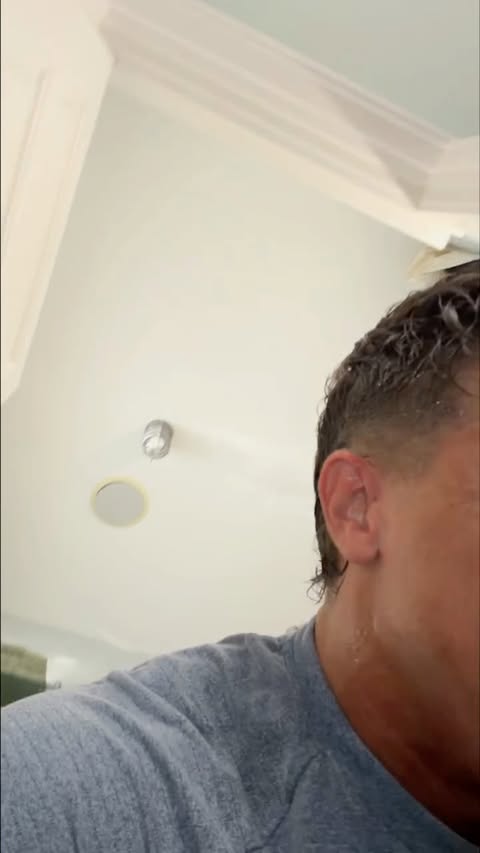 Instagram post by @austinbvi for Disney plus. Caption reads: SEND HELP. And lots of water! #FXPartner
FX’s The....