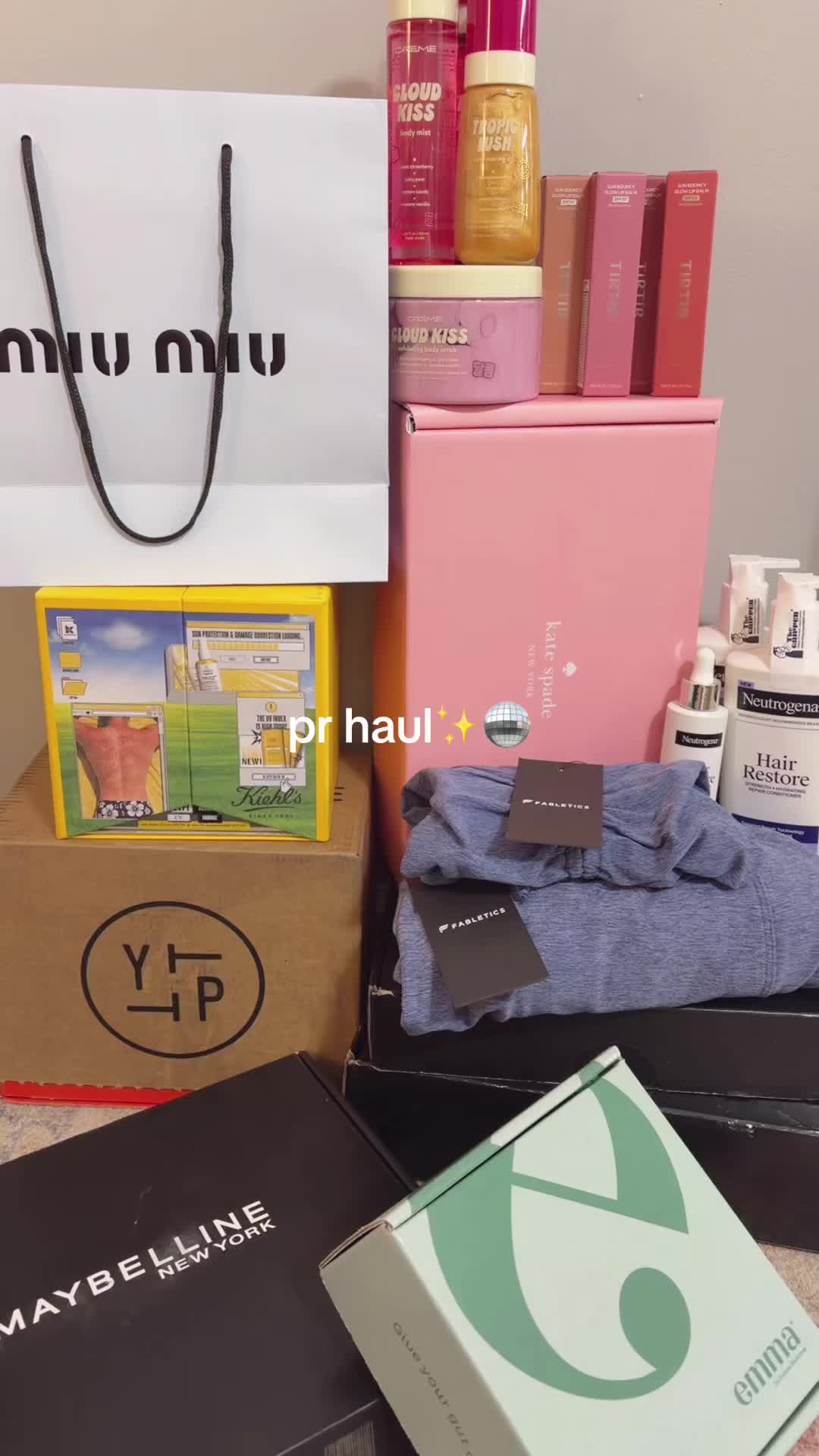 TikTok post by @han.jarvis for Maybelline New York PH. Caption reads: [...] @Fabletics @kate spade new york @Maybelline....