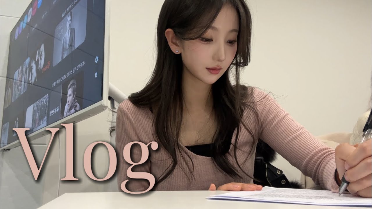 YouTube post by @Joohyunjoohyuny for Afor 美容皮膚科. Caption reads: Vlog l A Day in the Life of a Junior High School....