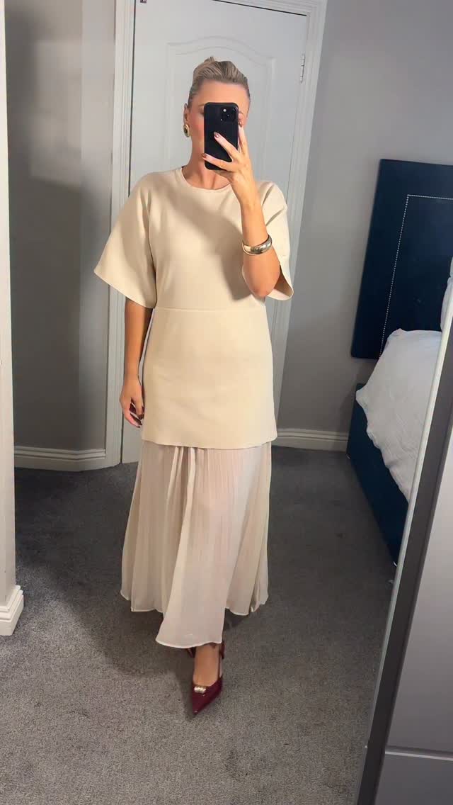 Instagram post by @oordinary_gal for Vavavoom. Caption reads: @vavavoom_ie  TRY ons are back !!!!!’ 

Showing....