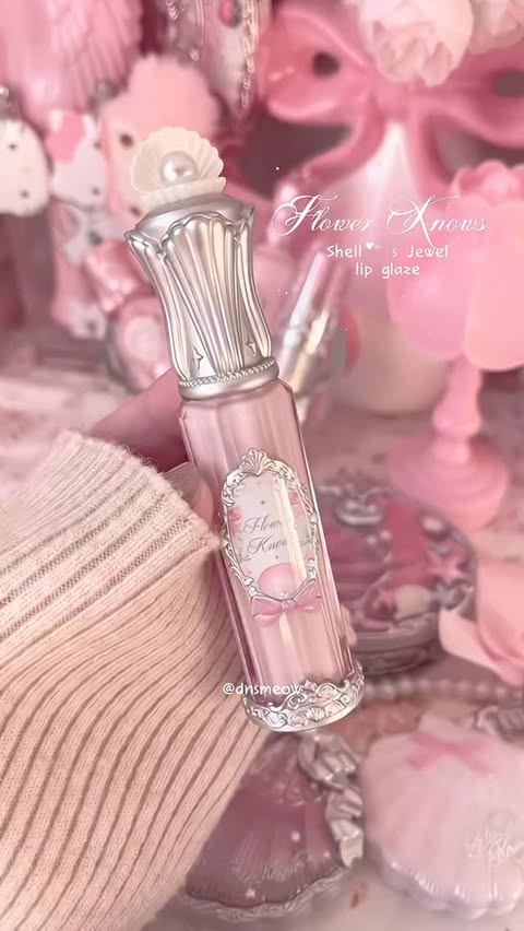 Instagram post by @dnsmeow for Flower Knows. Caption reads: Flower Knows Shell’s Jewel 
🎀🐚 ⁺₊˚✧ lip....