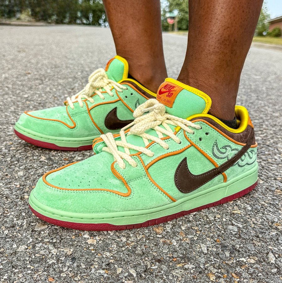 Instagram post by @mr_miller1 for Nike Skateboarding. Caption reads: [...] #nike #snkrs #gottem #nikeskateboarding....