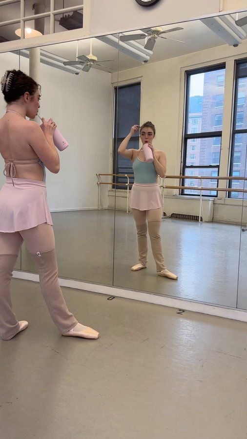 Instagram post by @caitlinbond5 for Manna Hydration. Caption reads: Forget everything you’ve seen online, THIS is true....