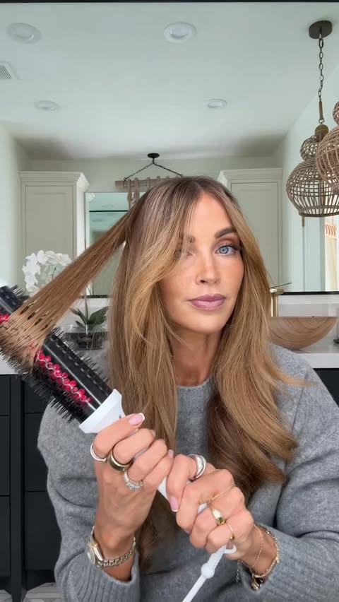 Instagram post by @caraloren for BondiBoost. Caption reads: I fell for the thermal brush and I’m not mad about....