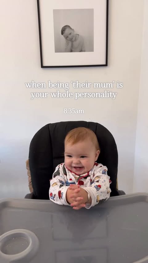 Instagram post by @elliepolly for SuperSavvyMe. Caption reads: If someone asks me ‘what do you do?’ I say ‘I’m a....