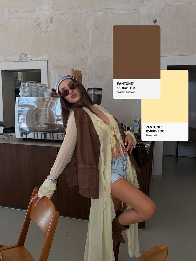 Instagram post by an influencer for Mai Collection. Caption reads: ne demek plaj elbisesini şehirde giyemezsin???? by....