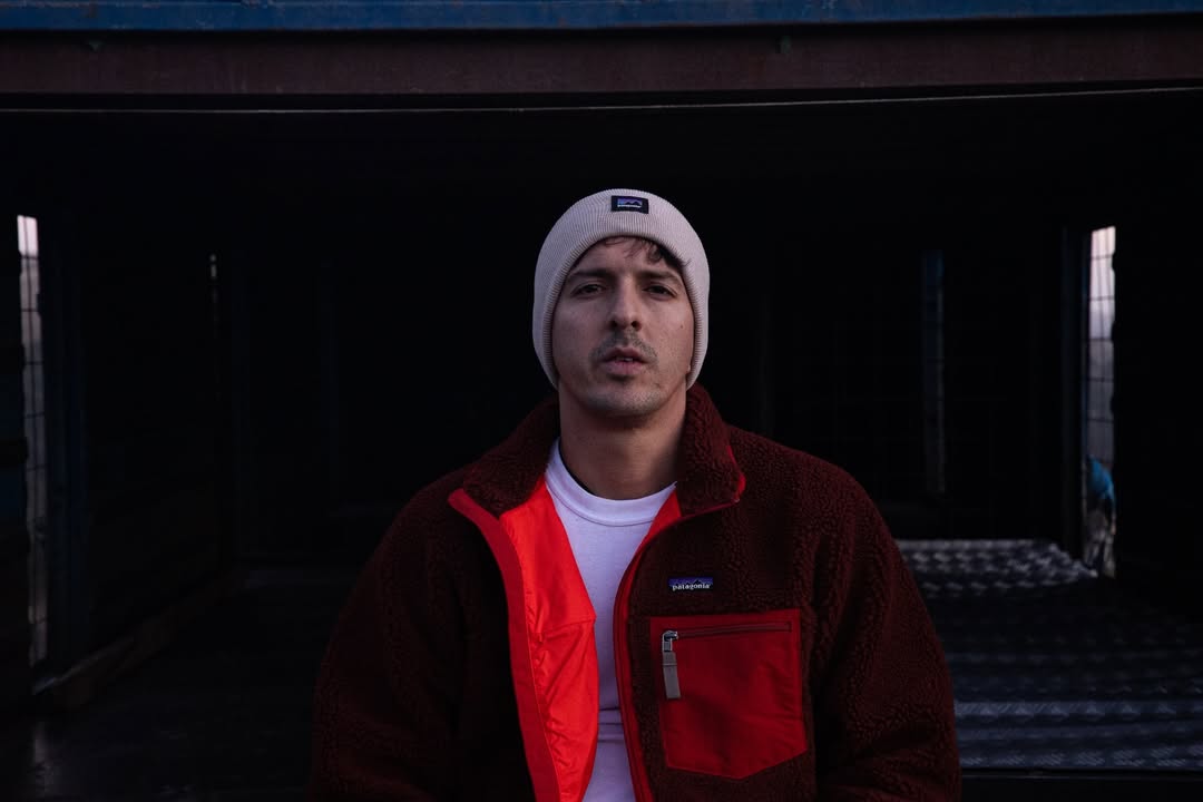 Instagram post by @arisavel for Patagonia. Caption reads: @patagonia  @motel_street_boutique.