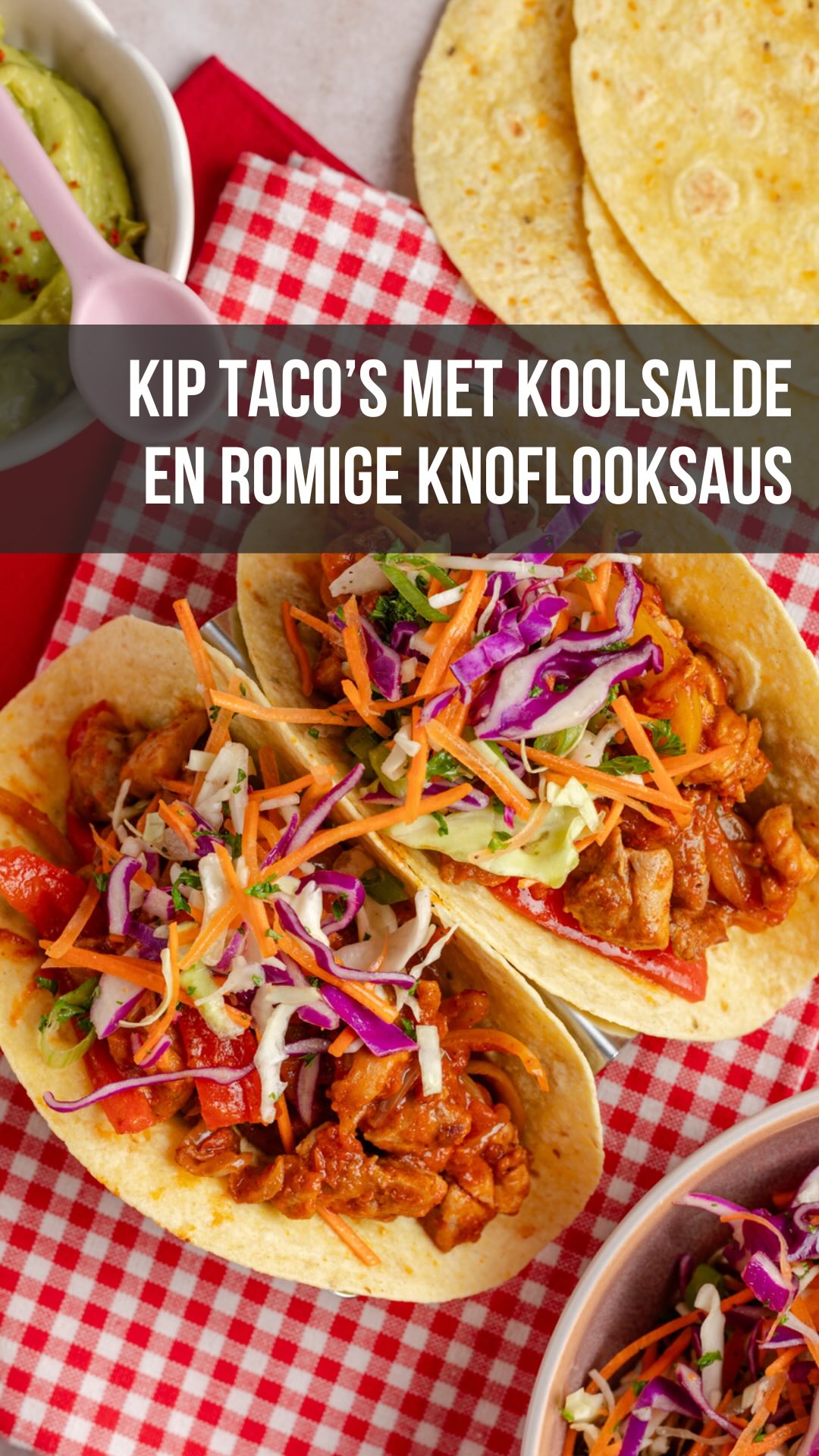Instagram post by @francescakookt for Santa Maria NL. Caption reads: (Adv) Deze kip taco’s met koolsalade en romige....