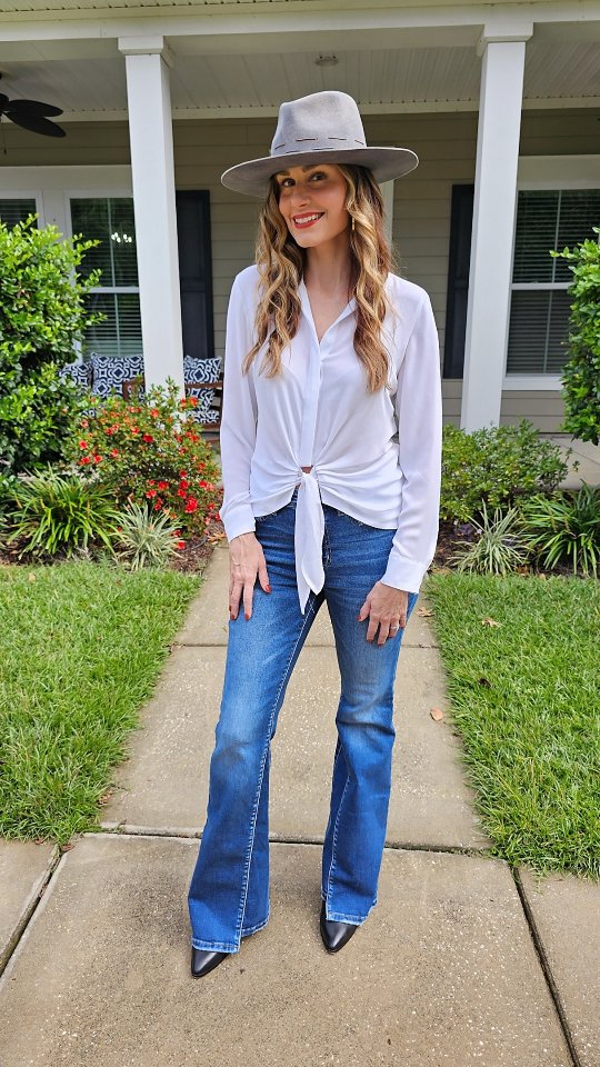 Instagram post by @agirlinshades2 for Eric Javits. Caption reads: [...] hat, and endless fall vibes 🍁👜🤠....