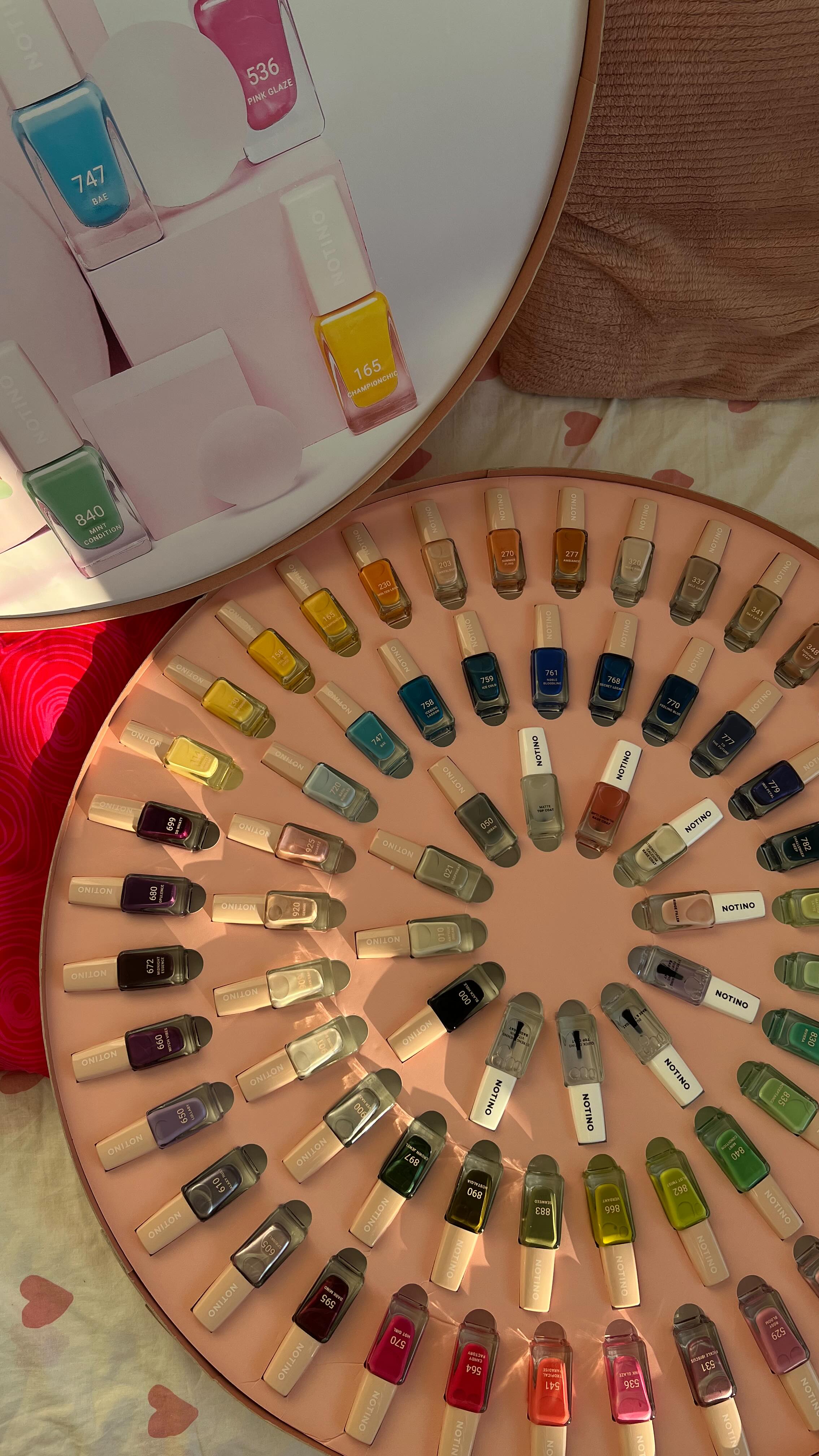 Instagram post by @cristiepancurova for Notino Slovakia. Caption reads: dakujem @notino_sk asi si dam dole nechty....