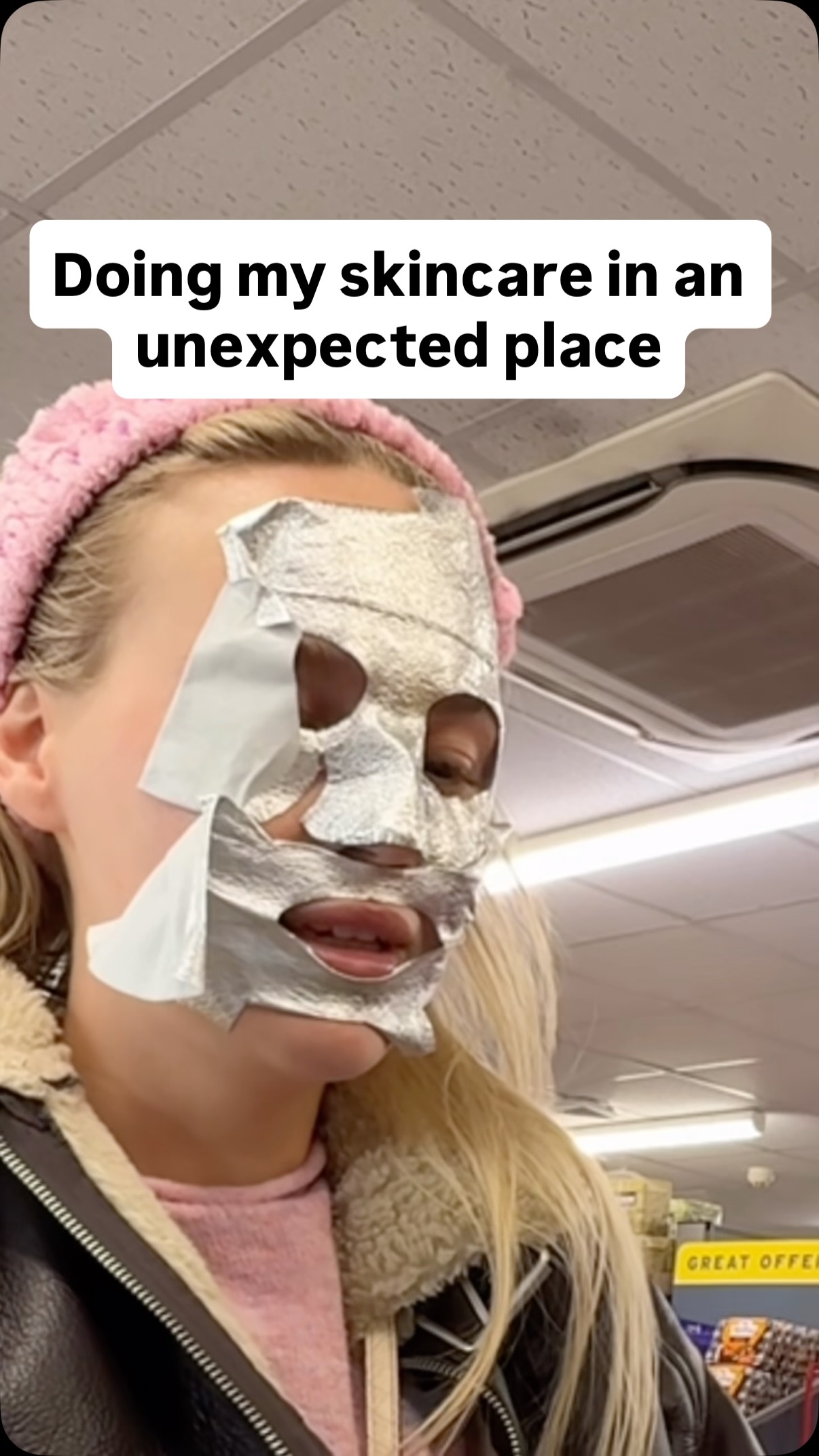 Instagram post by @soph.jones__ for air up. Caption reads: it kept getting more awkward

@airup....