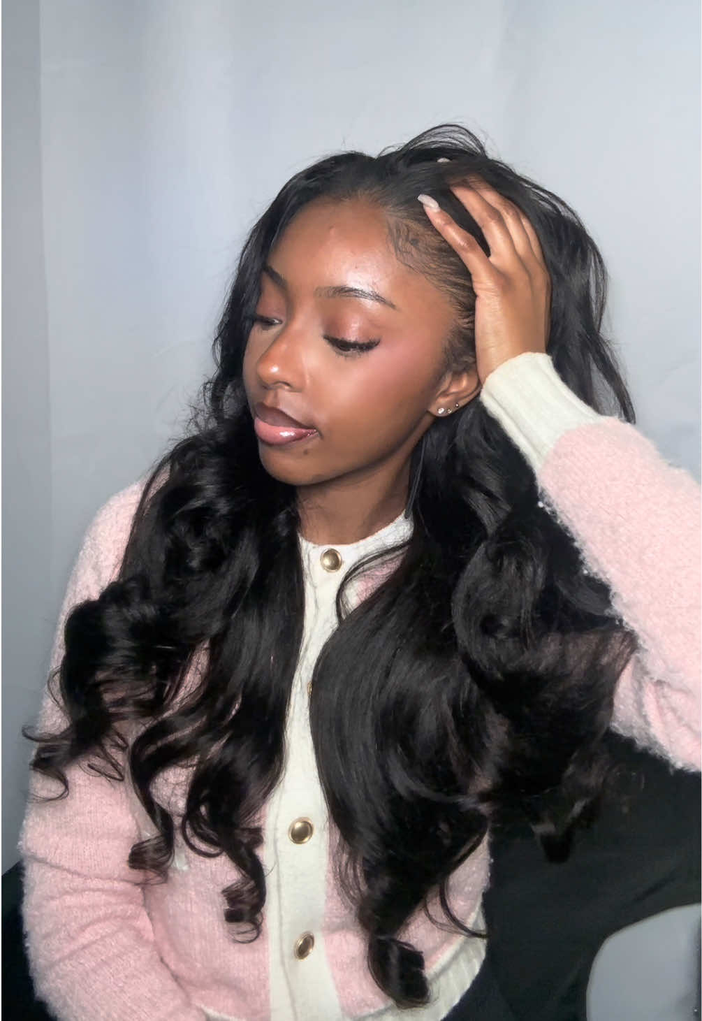 TikTok post by @shaylaaaa25 for Wavymy Hair. Caption reads: The layerssss were everything yall, my favorite....