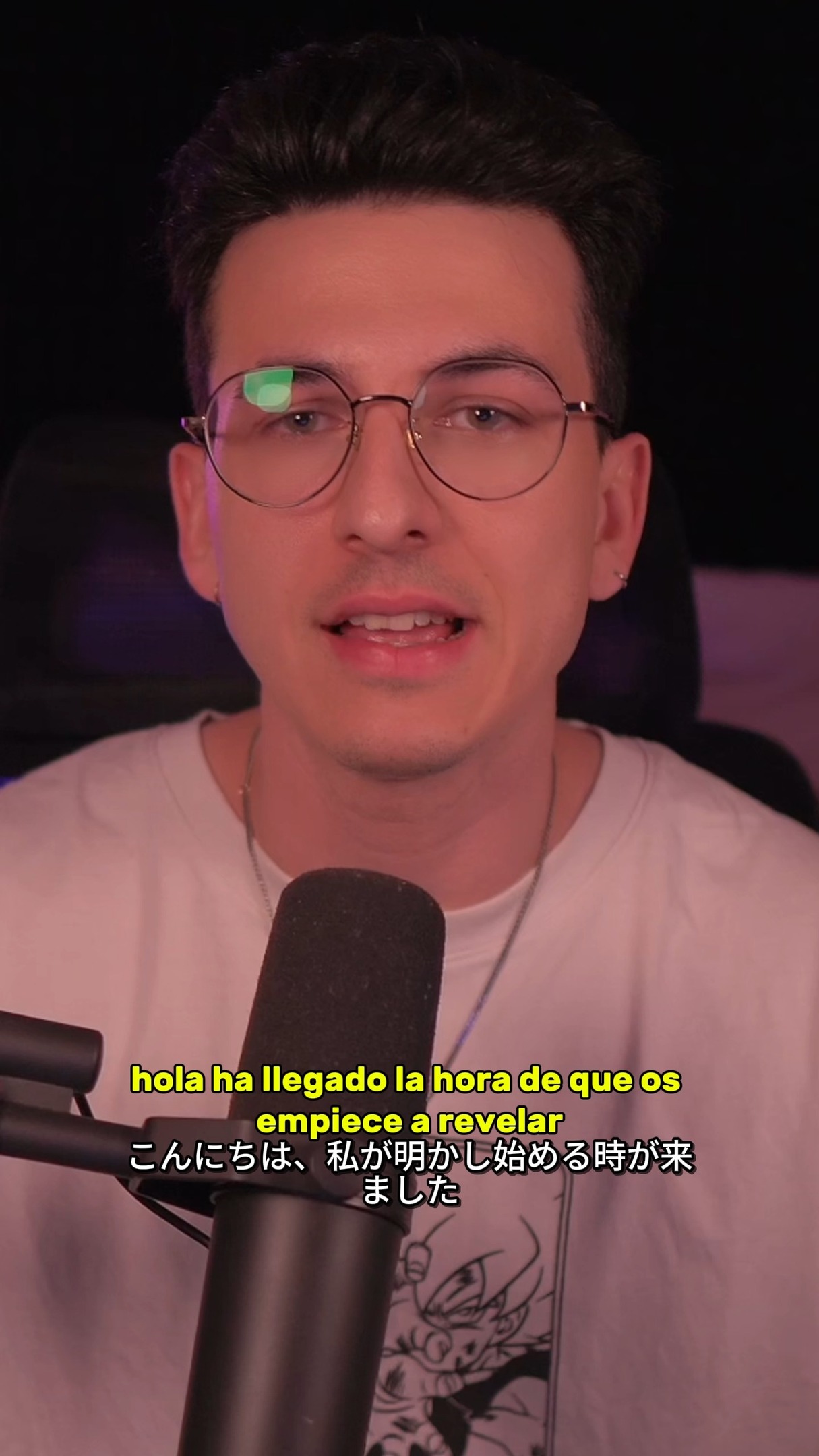 Instagram post by @megamaxyt for FlexiSpot.JP. Caption reads: Por fin puedo empezar a revelaros partes de la....