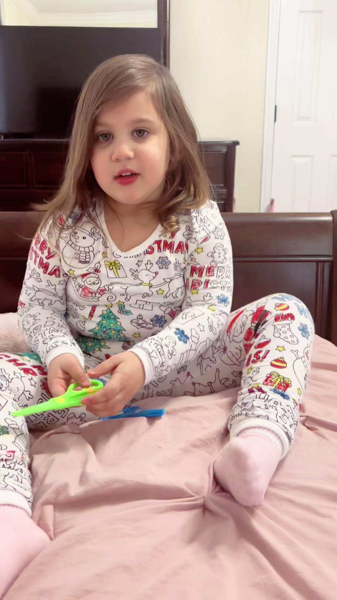 TikTok post by @andie.vela for Skillmatics. Caption reads: [...] to cut scissors and glue paper from....