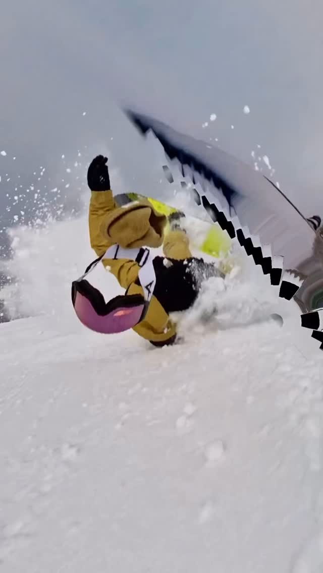 Instagram post by @yama_shun_snow for Nidecker. Caption reads: [...] @insta360_jp X4 【PR / sponsor】 （board）....