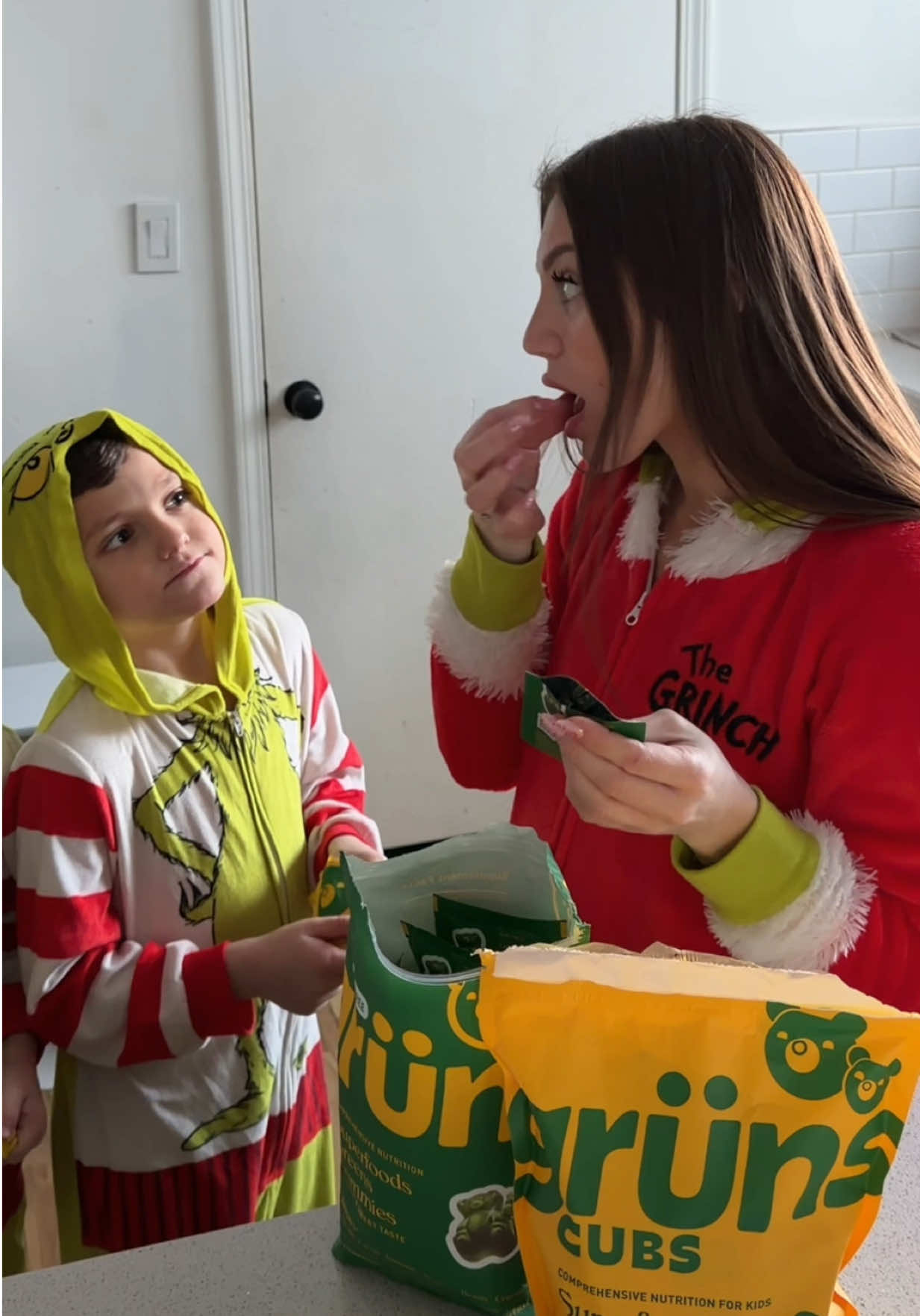 TikTok post by @roniahamid1 for Grüns. Caption reads: Grüns Superfood Gummies have been a game [...].