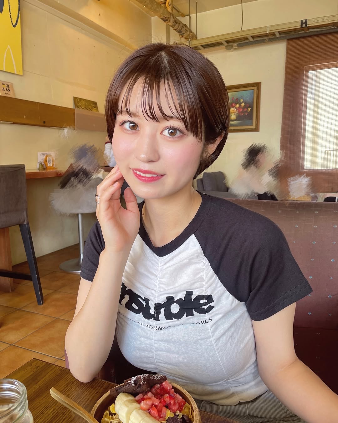 Instagram post by @chibiyurigram for WaKsnap. Caption reads: この前久々にアサイー食べた😋

トップスは @wego_official....