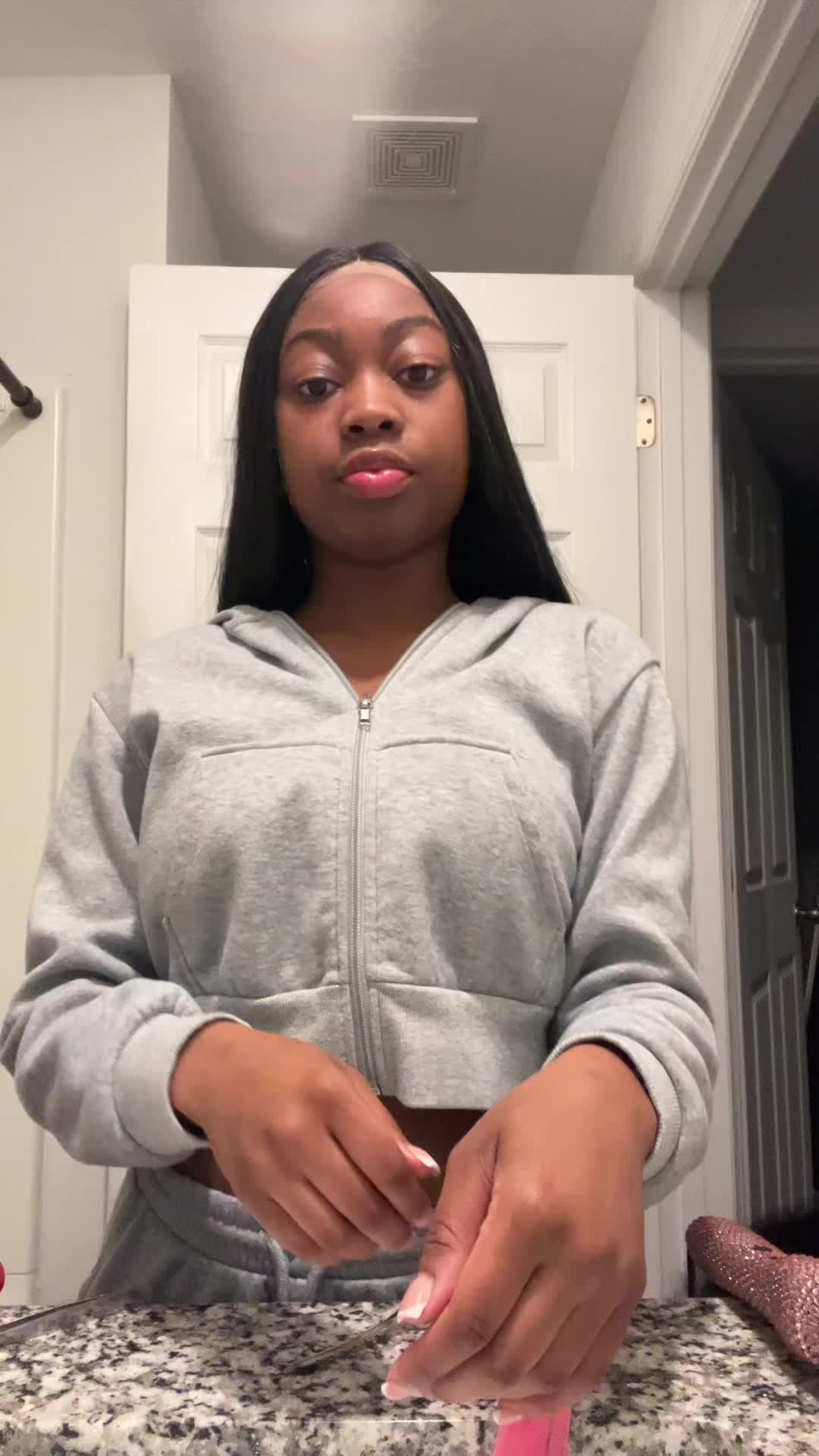 TikTok post by @urfavv._brianaaa for Style Icon Hair. Caption reads: @Style Icon Hair #fyp #transition #wig.