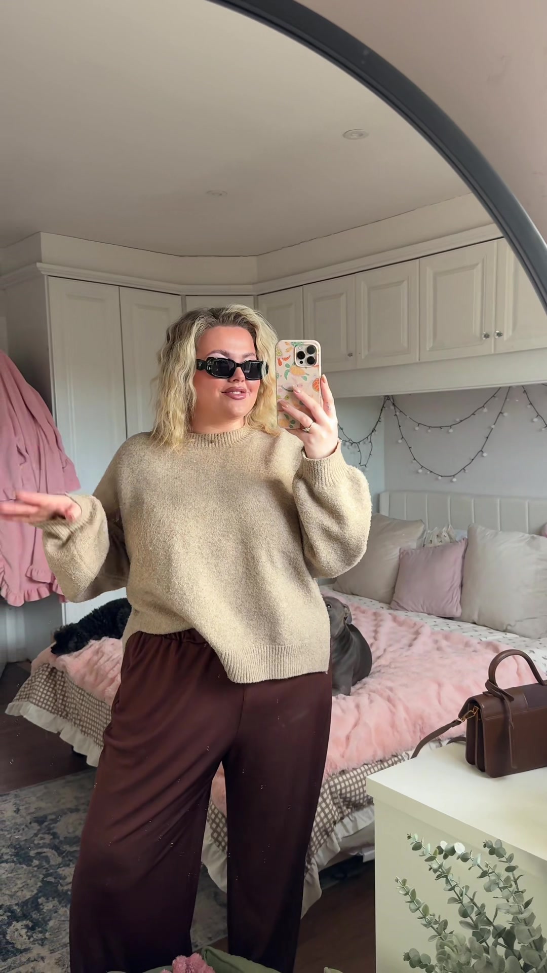 TikTok post by @lifeofmeg_ for evellyhootd. Caption reads: @EVELLYHOOTD SHOES #ootd #plussize #winter #foryou....